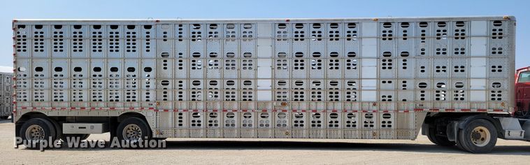 image for item DM8040 2002 Wilson PSDCL-311  livestock trailer