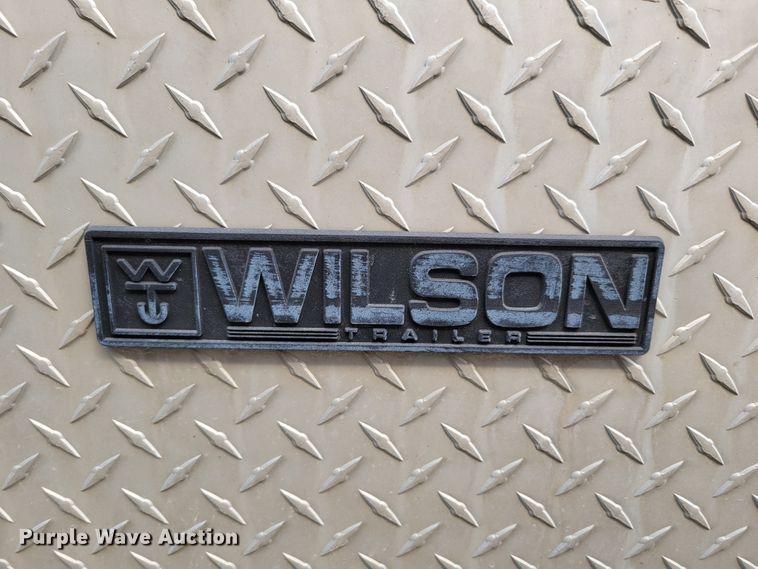 image for item DM8040 2002 Wilson PSDCL-311  livestock trailer