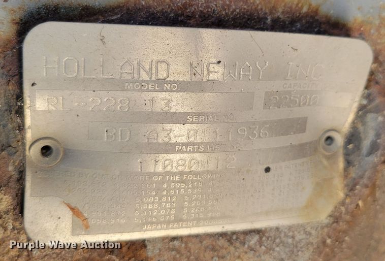 image for item DM8040 2002 Wilson PSDCL-311  livestock trailer