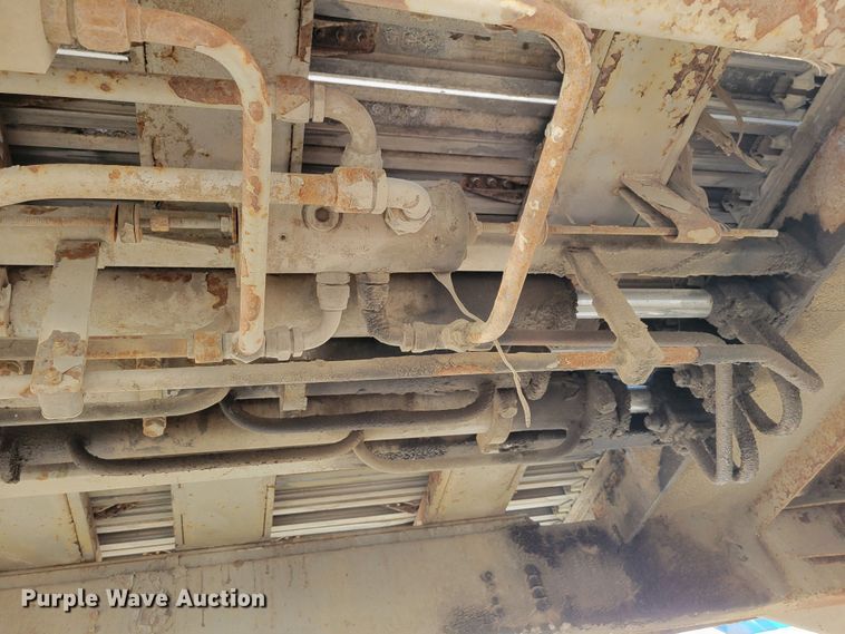 image for item DM8041 2002 Guthrie Wilkins TR  walking floor trailer