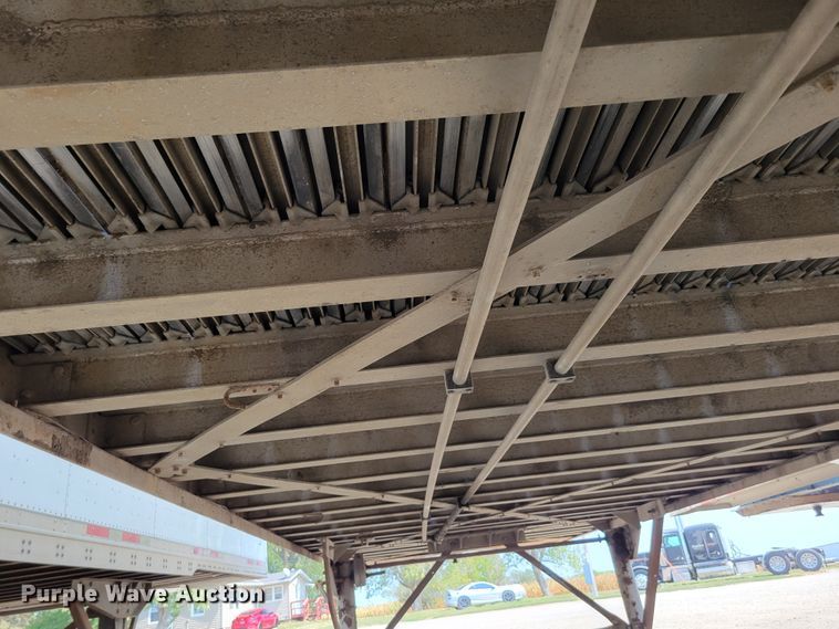 image for item DM8041 2002 Guthrie Wilkins TR  walking floor trailer