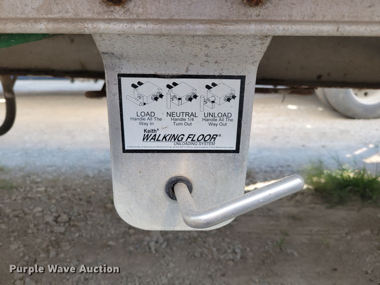 image for item DM8041 2002 Guthrie Wilkins TR  walking floor trailer