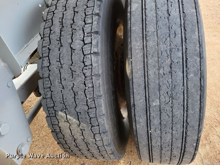 image for item DM8042 2007 SiDump'r  side dump trailer