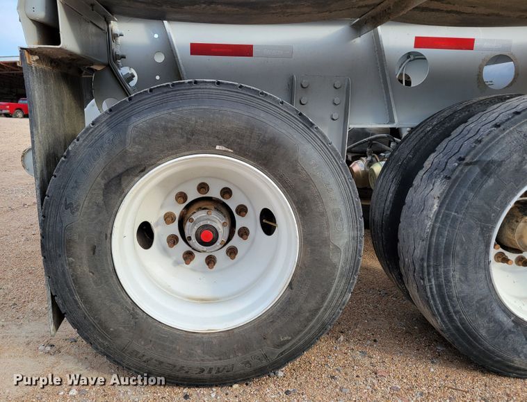 image for item DM8042 2007 SiDump'r  side dump trailer