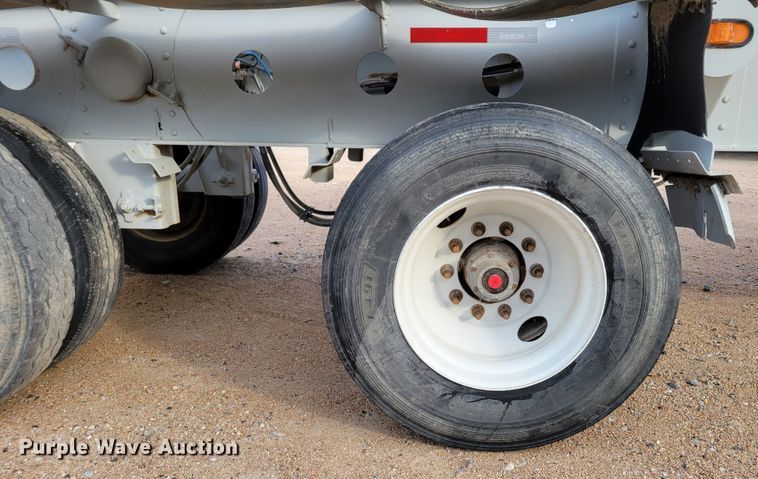 image for item DM8042 2007 SiDump'r  side dump trailer