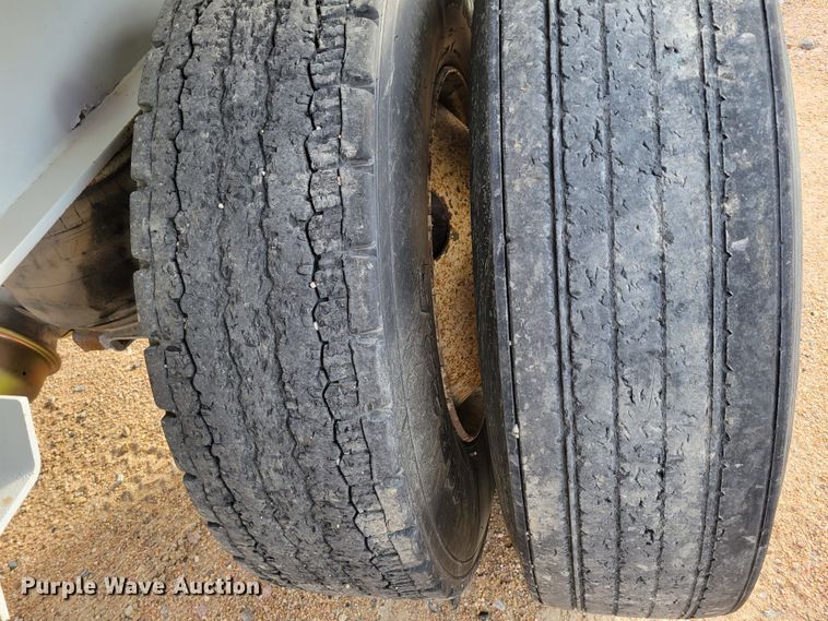 image for item DM8042 2007 SiDump'r  side dump trailer