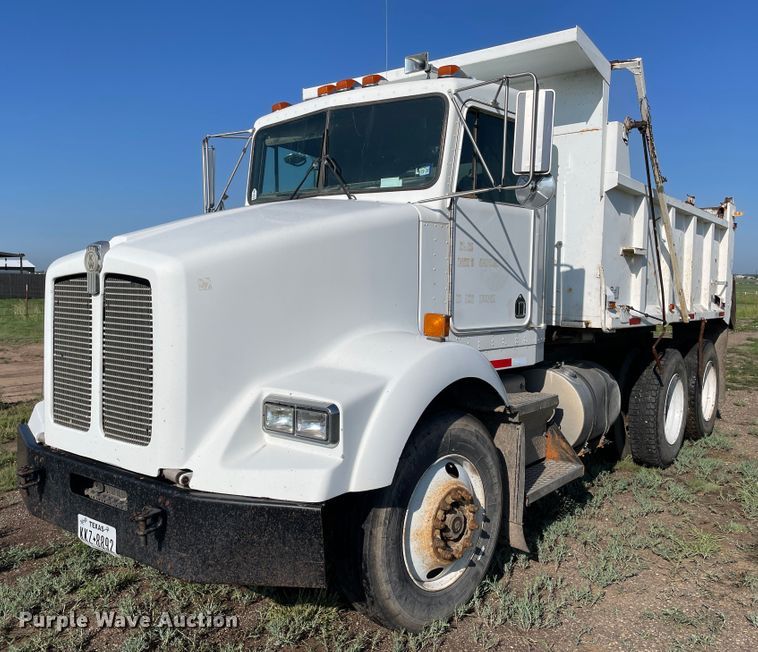 image for item DN5148 1995 Kenworth T450  dump truck