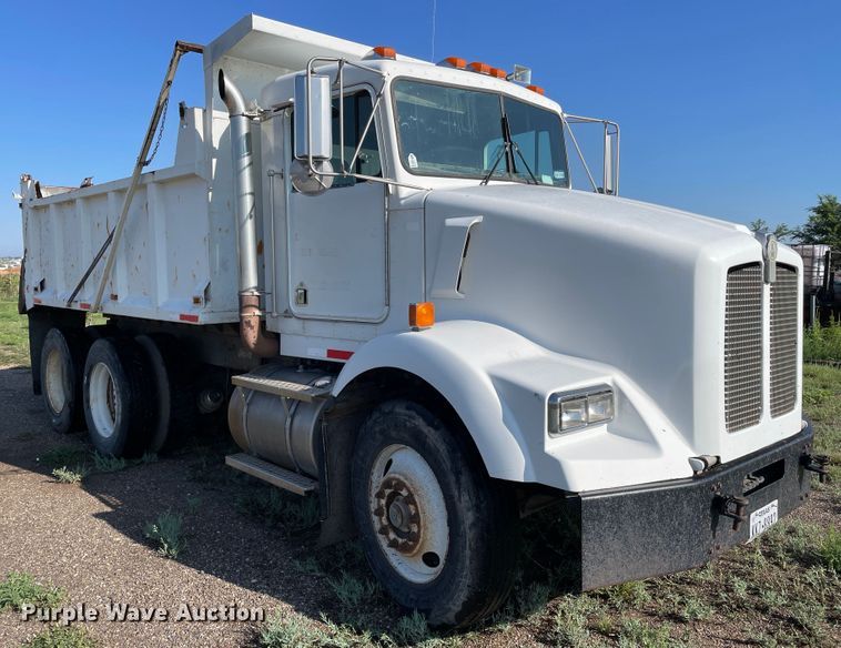 image for item DN5148 1995 Kenworth T450  dump truck