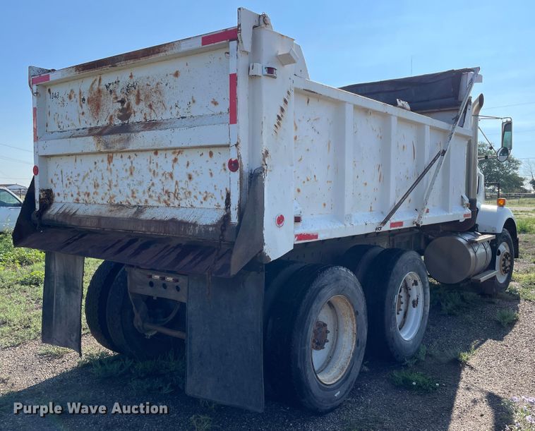 image for item DN5148 1995 Kenworth T450  dump truck