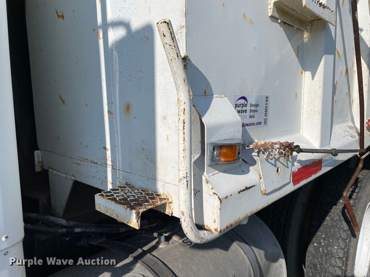 image for item DN5148 1995 Kenworth T450  dump truck