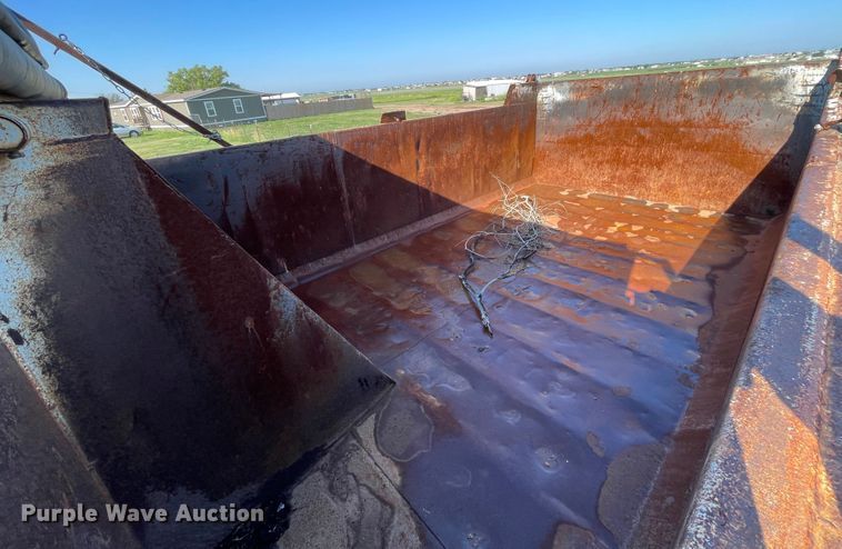 image for item DN5148 1995 Kenworth T450  dump truck