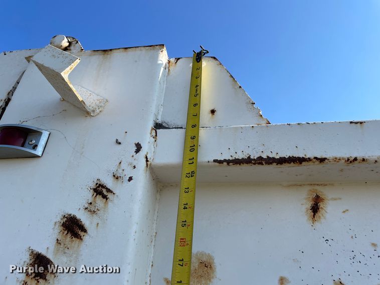 image for item DN5148 1995 Kenworth T450  dump truck