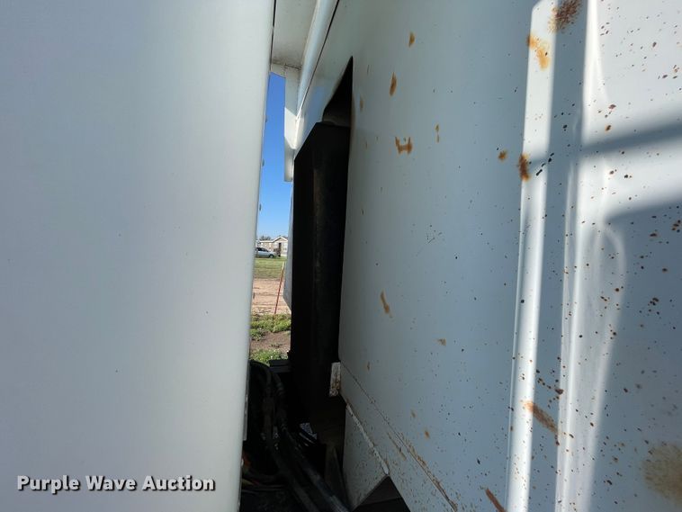 image for item DN5148 1995 Kenworth T450  dump truck