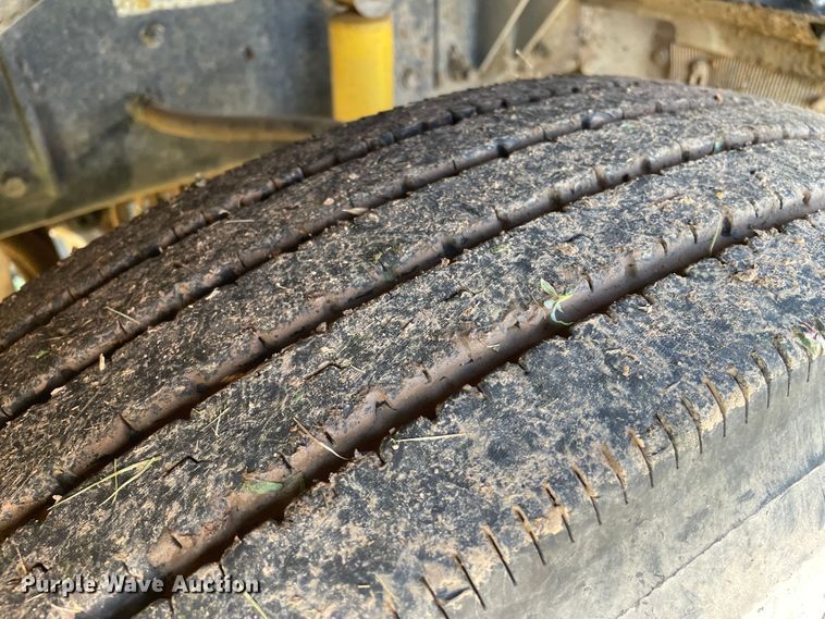 image for item DN5148 1995 Kenworth T450  dump truck