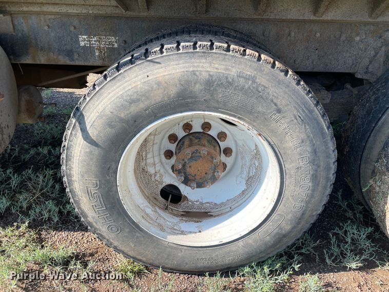 image for item DN5148 1995 Kenworth T450  dump truck