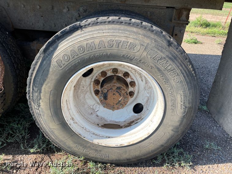 image for item DN5148 1995 Kenworth T450  dump truck