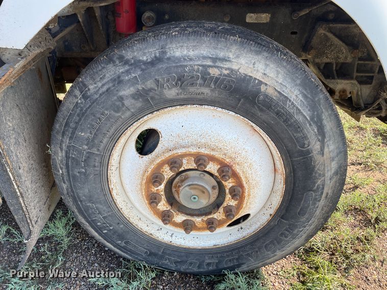 image for item DN5148 1995 Kenworth T450  dump truck