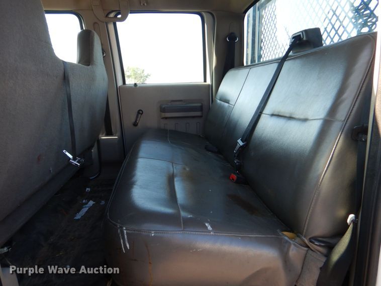 image for item DO1575 2010 Ford F450 Super Duty  flatbed truck