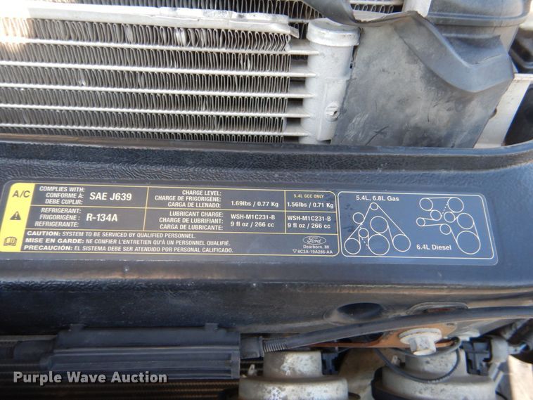 image for item DO1575 2010 Ford F450 Super Duty  flatbed truck