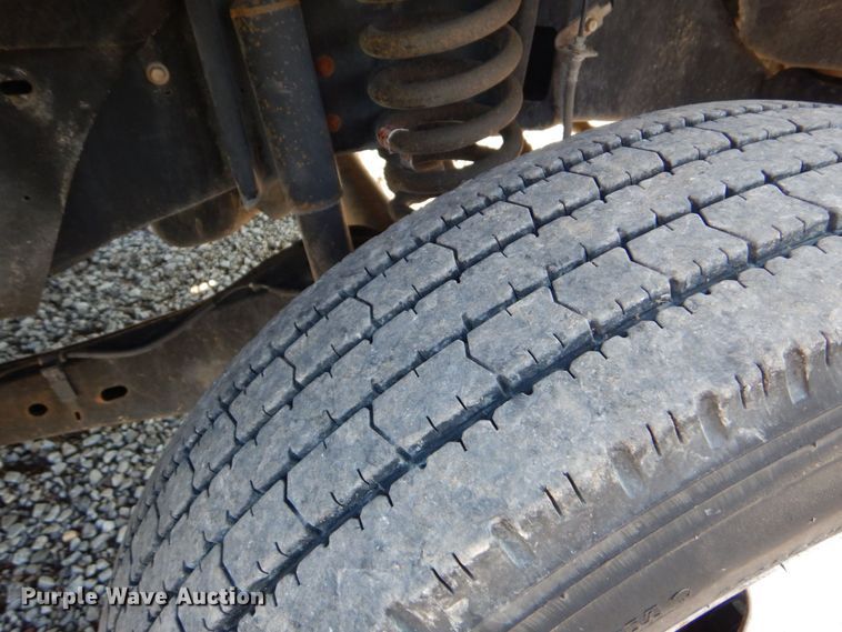 image for item DO1575 2010 Ford F450 Super Duty  flatbed truck