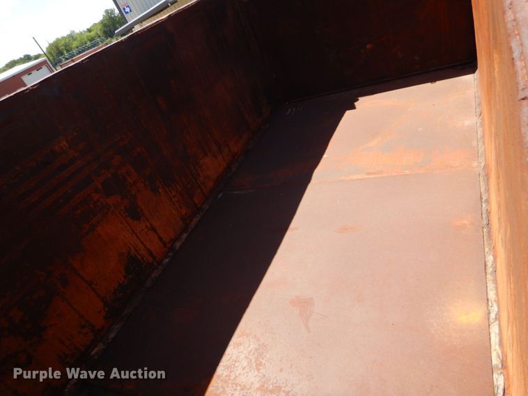 image for item DO1590 1999 Kenworth T800  dump truck