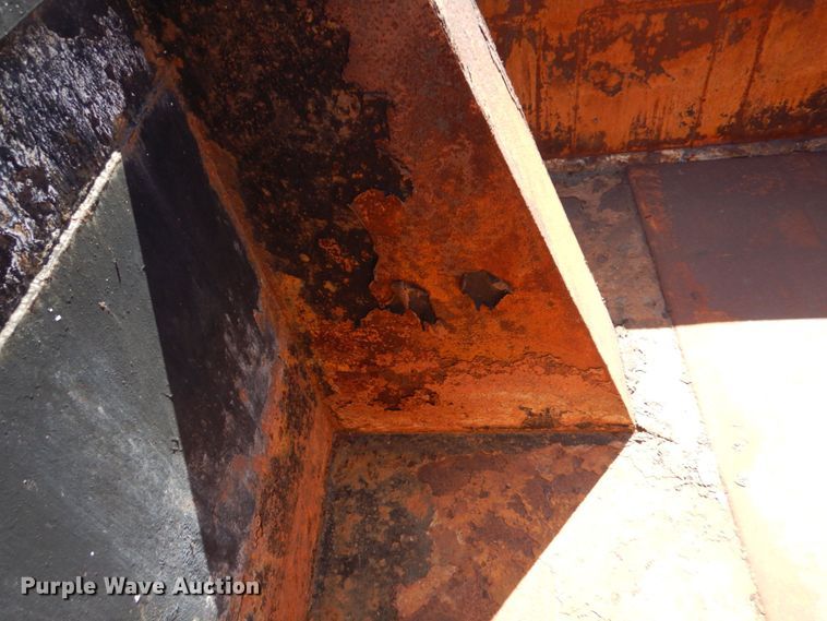 image for item DO1590 1999 Kenworth T800  dump truck