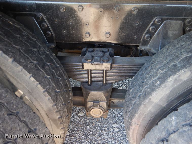 image for item DO1590 1999 Kenworth T800  dump truck