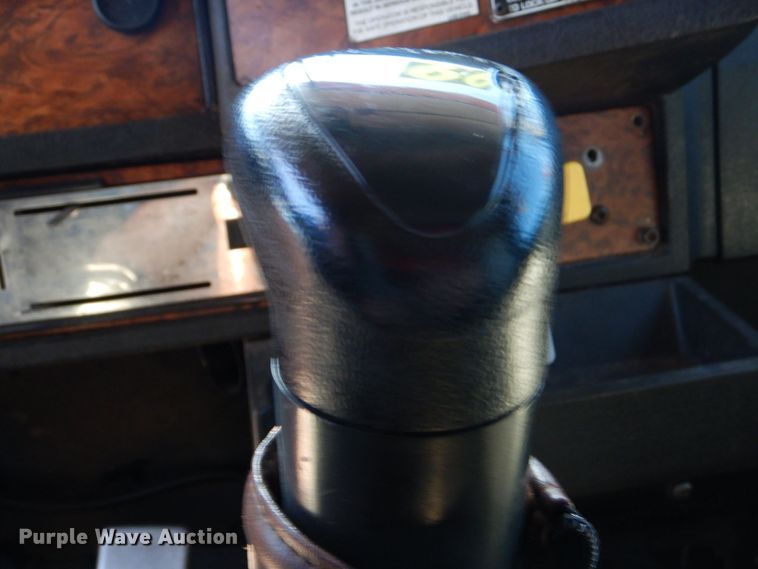 image for item DO1590 1999 Kenworth T800  dump truck