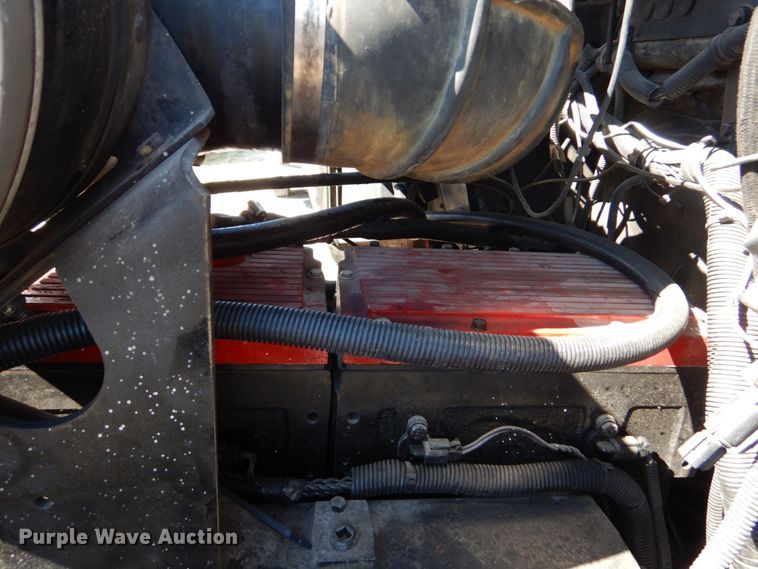 image for item DO1590 1999 Kenworth T800  dump truck