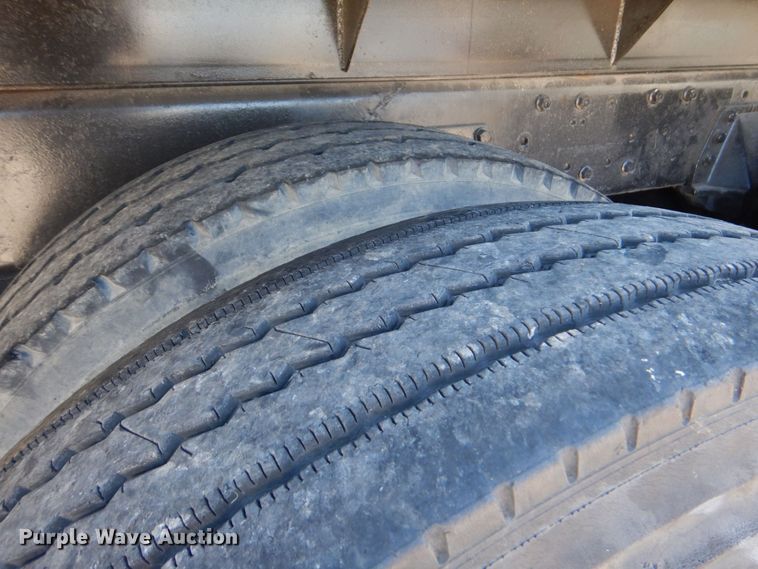 image for item DO1590 1999 Kenworth T800  dump truck