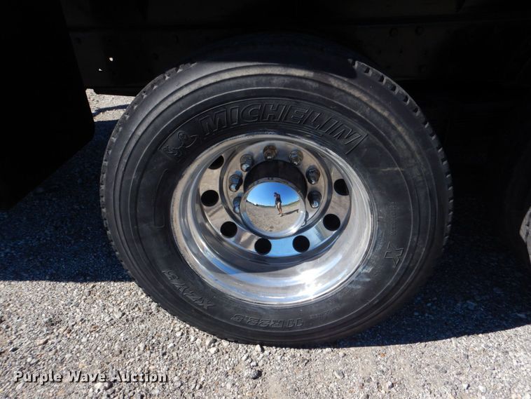 image for item DO1590 1999 Kenworth T800  dump truck