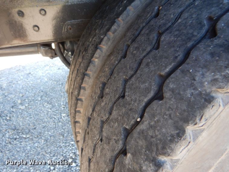 image for item DO1590 1999 Kenworth T800  dump truck