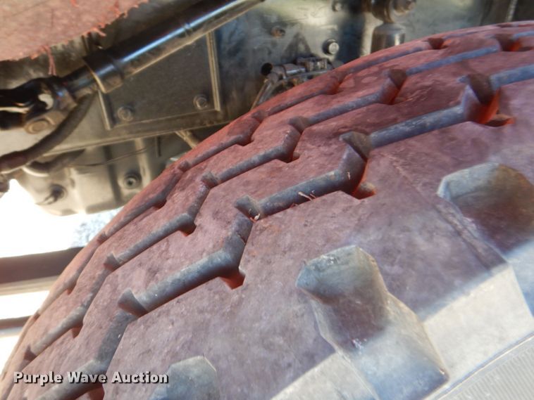 image for item DO1590 1999 Kenworth T800  dump truck