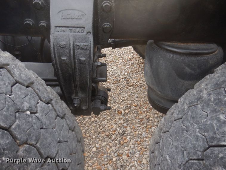 image for item DP0324 1993 Peterbilt 357  semi truck