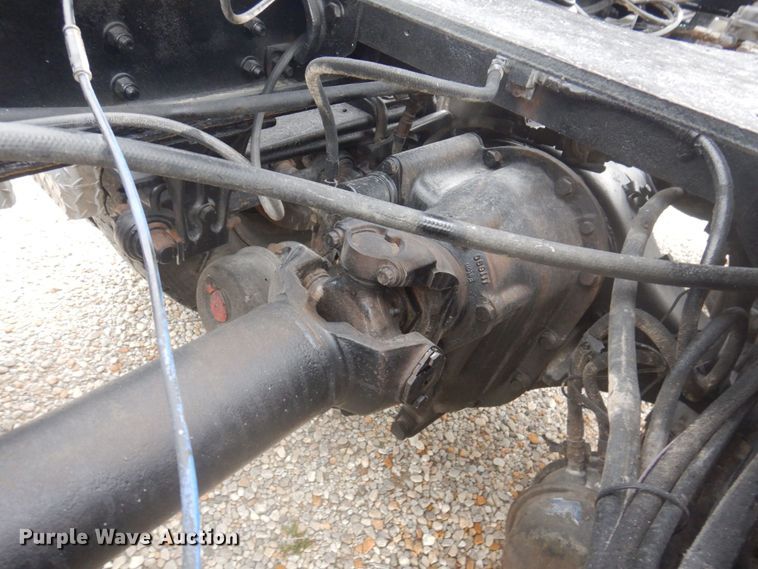 image for item DP0324 1993 Peterbilt 357  semi truck