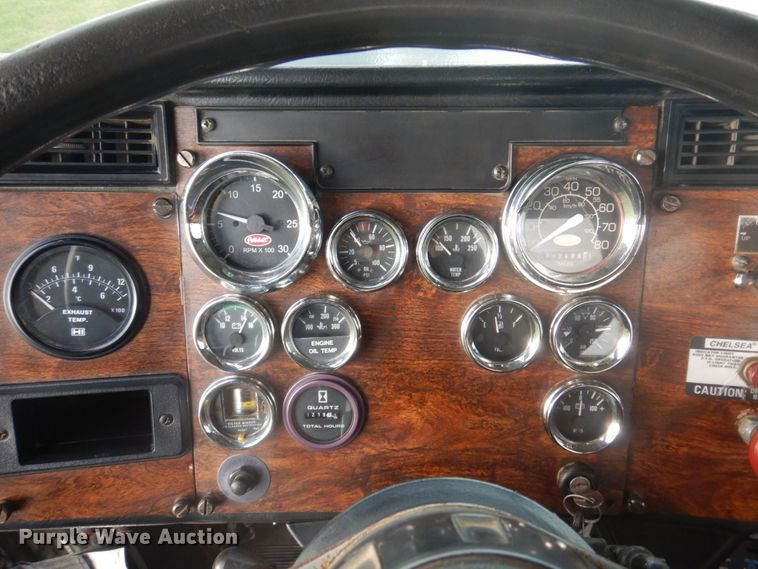 image for item DP0324 1993 Peterbilt 357  semi truck