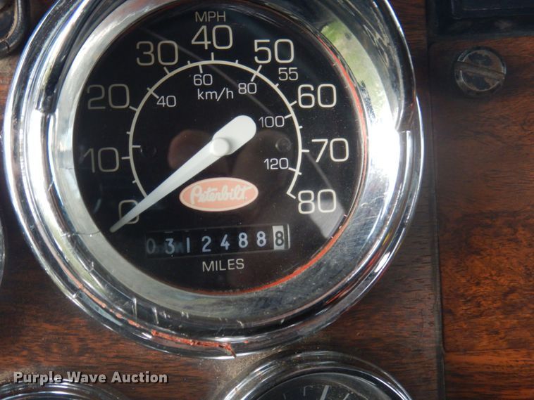 image for item DP0324 1993 Peterbilt 357  semi truck