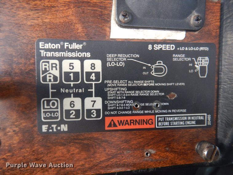 image for item DP0324 1993 Peterbilt 357  semi truck