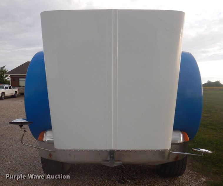 image for item DP0324 1993 Peterbilt 357  semi truck