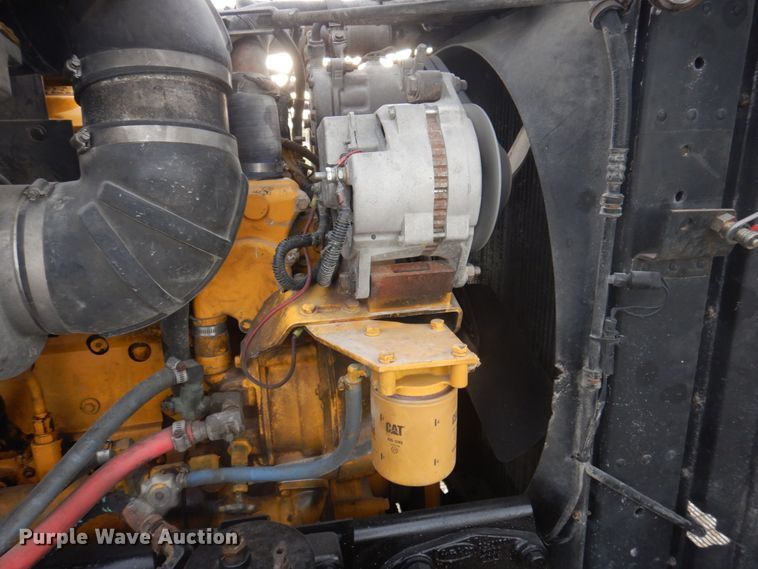 image for item DP0324 1993 Peterbilt 357  semi truck