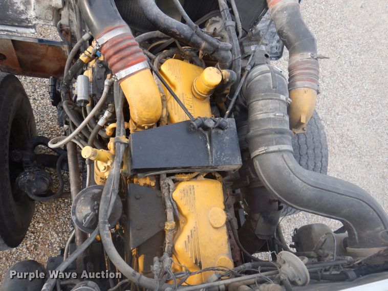 image for item DP0324 1993 Peterbilt 357  semi truck