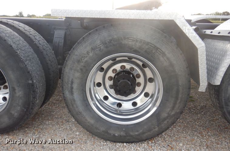 image for item DP0324 1993 Peterbilt 357  semi truck