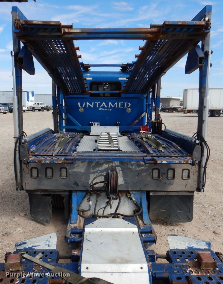 image for item DR1938 2001 Peterbilt 379  car carrier truck with car carrier trailer