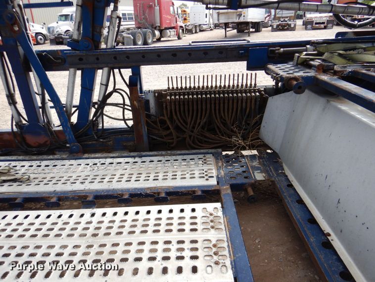 image for item DR1938 2001 Peterbilt 379  car carrier truck with car carrier trailer