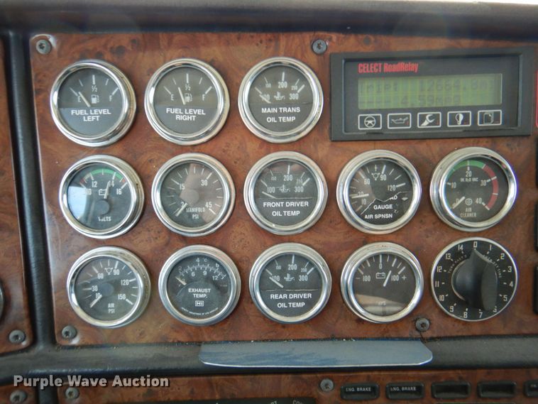 image for item DR1938 2001 Peterbilt 379  car carrier truck with car carrier trailer