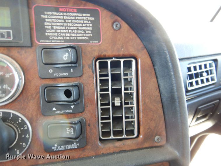 image for item DR1938 2001 Peterbilt 379  car carrier truck with car carrier trailer