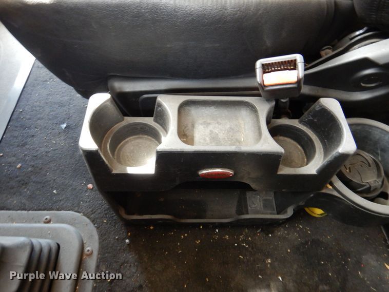 image for item DR1938 2001 Peterbilt 379  car carrier truck with car carrier trailer