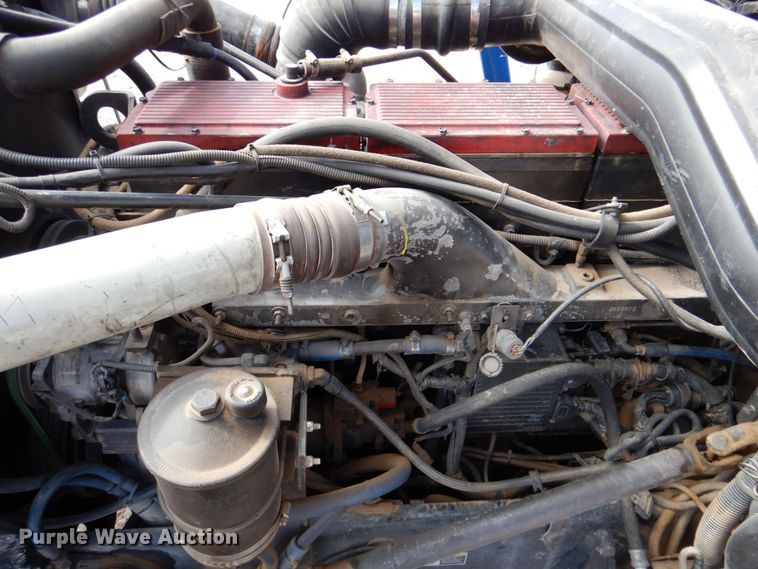 image for item DR1938 2001 Peterbilt 379  car carrier truck with car carrier trailer