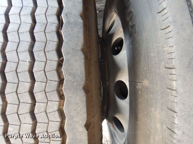 image for item DR1938 2001 Peterbilt 379  car carrier truck with car carrier trailer