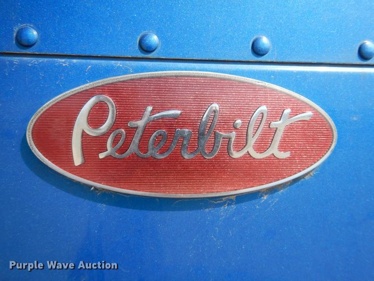 image for item DR1938 2001 Peterbilt 379  car carrier truck with car carrier trailer